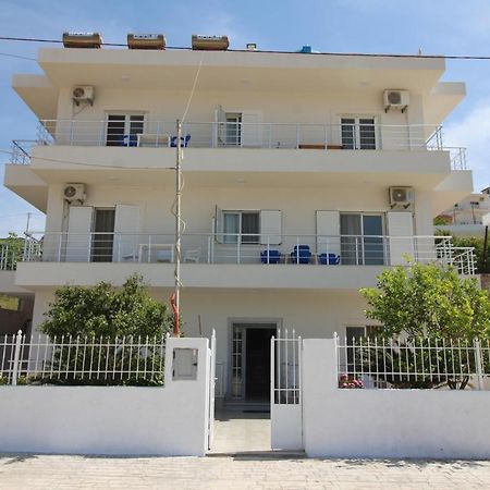 Sunset Apartments Berdenesh Sarande Ngoại thất bức ảnh