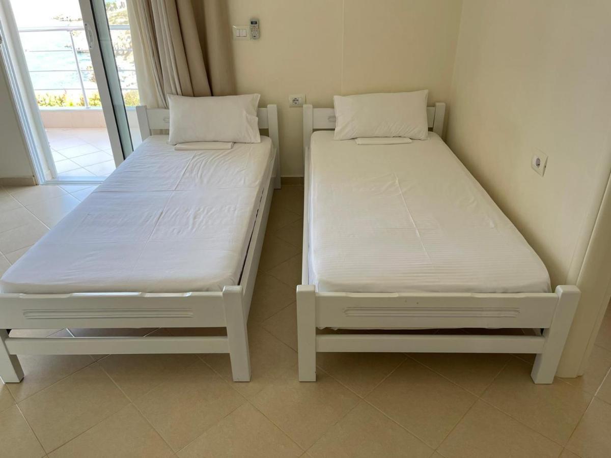 Sunset Apartments Berdenesh Sarande Ngoại thất bức ảnh