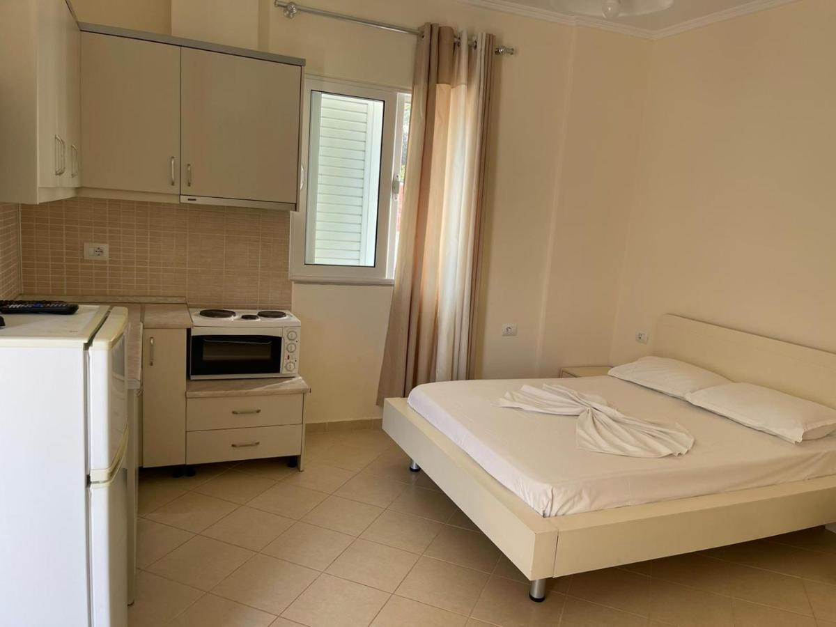 Sunset Apartments Berdenesh Sarande Ngoại thất bức ảnh