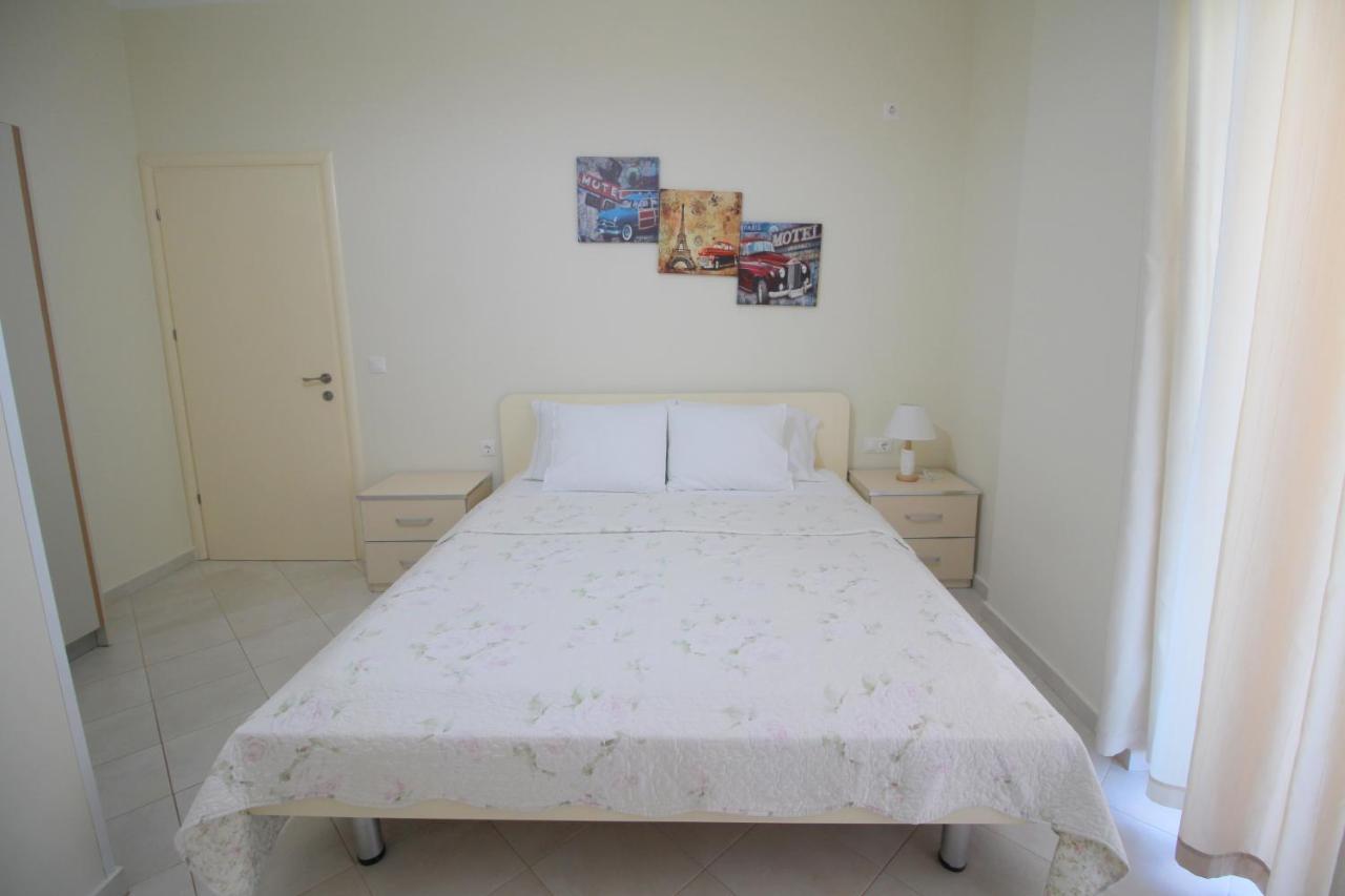 Sunset Apartments Berdenesh Sarande Ngoại thất bức ảnh